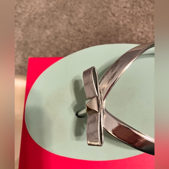Kate Spade Happily Flip Flops Light Blue Eva Silver Bow Sz 7 - Picture 2 of 11